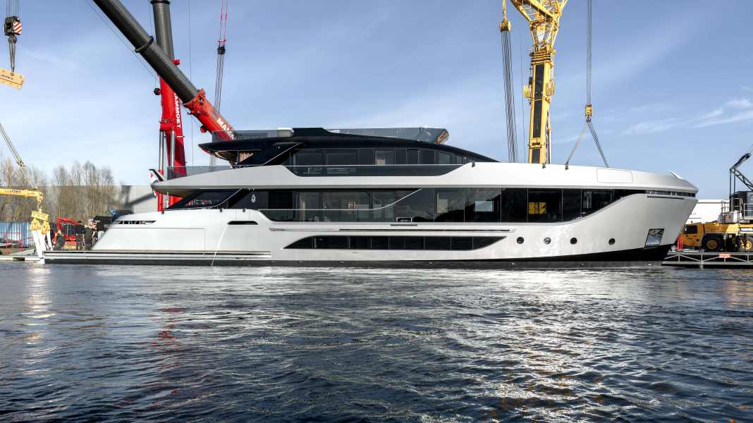 Van der Valk: Launches largest yacht