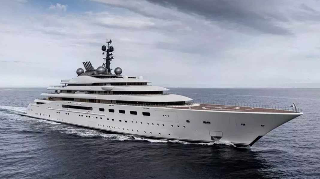 Lürssen bids farewell to 160-metre "Blue"