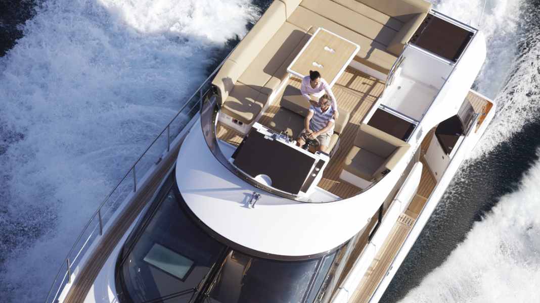 Sealine F42