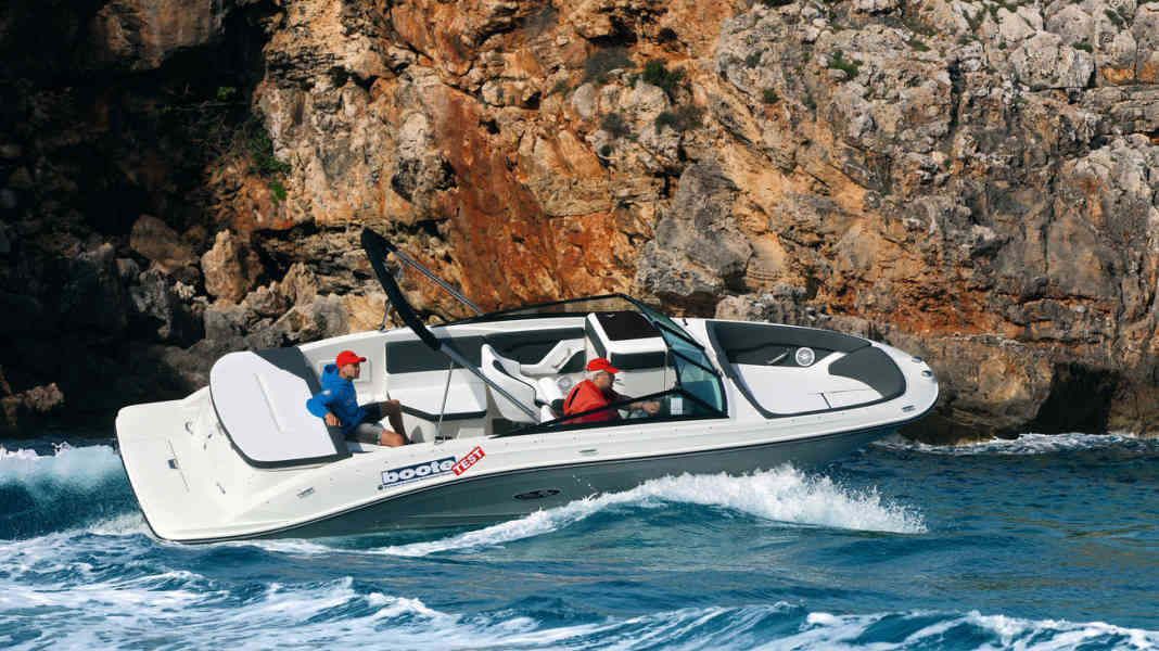 Test: Sea Ray SPX 230 - performance athlete