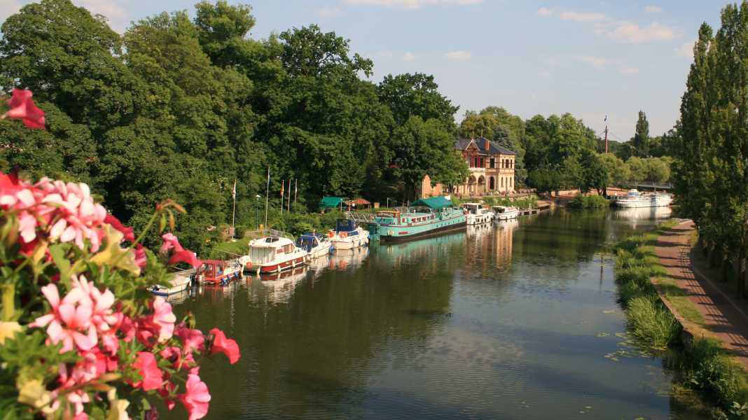 France: Rhine-Marne Canal to the Moselle