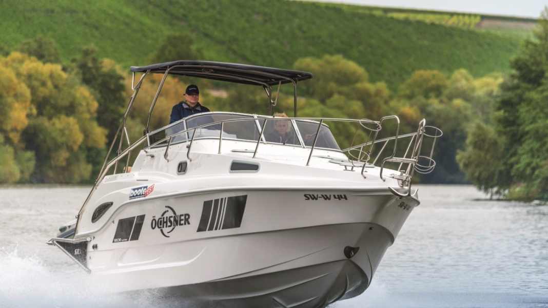 Test: Kajütboot - Öchsner SRX30-Yachtline
