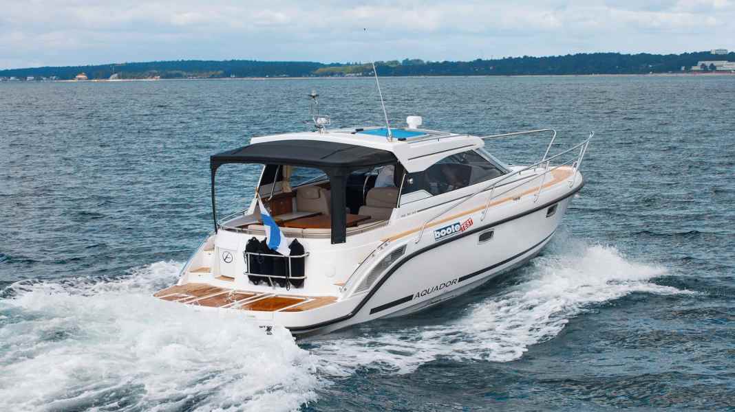 Test: Aquador 30 HT - Spontaneously ready to travel