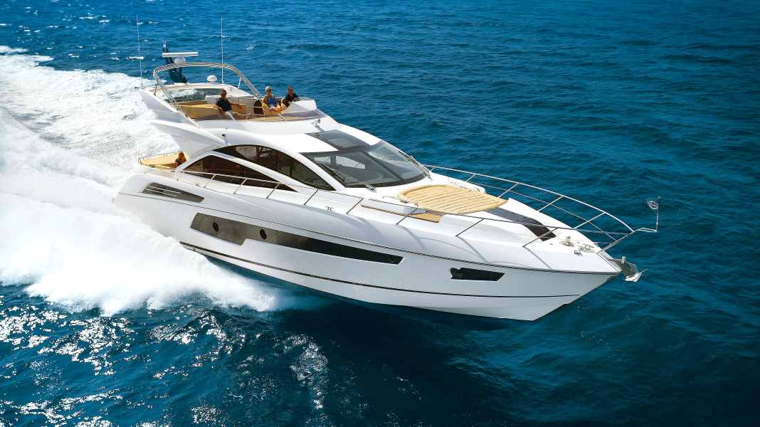 Sunseeker 68 Sport Yacht