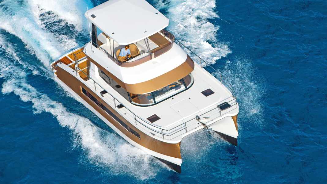 Test: Fountaine Pajot MY 37 - No half measures