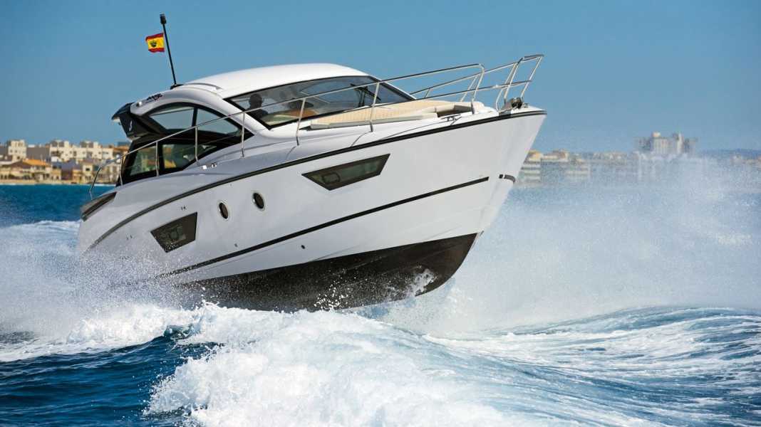 Test: Beneteau GT40 - Sportlich und edel