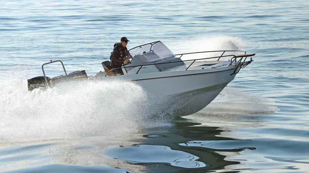 Test: Beneteau Flyer 7 Sundeck - Let go