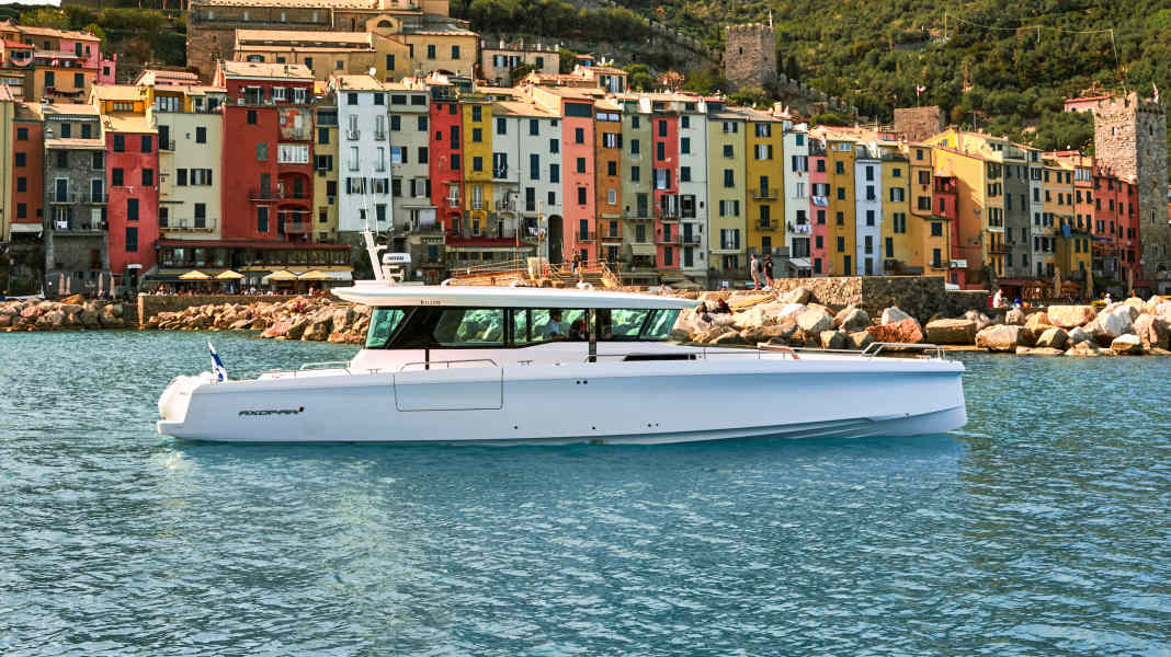World premiere of the new Axopar 45