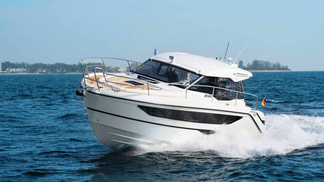 Test: Bavaria SR36 - sportiness and touring comfort