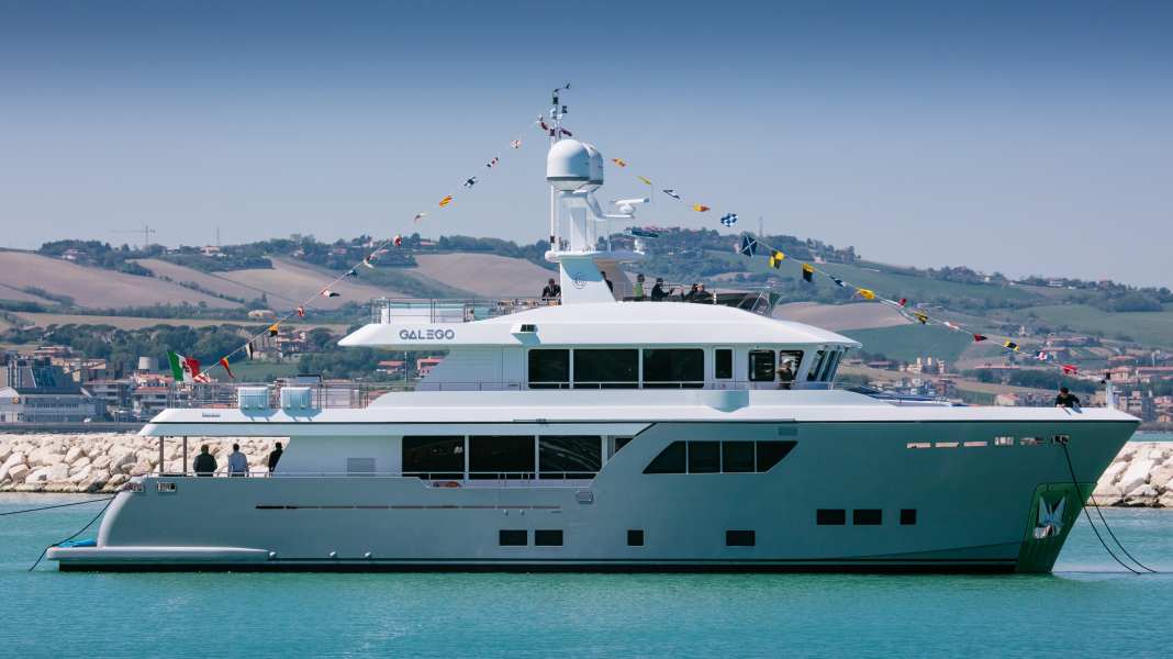 CdM launched the 32-metre "Galego"