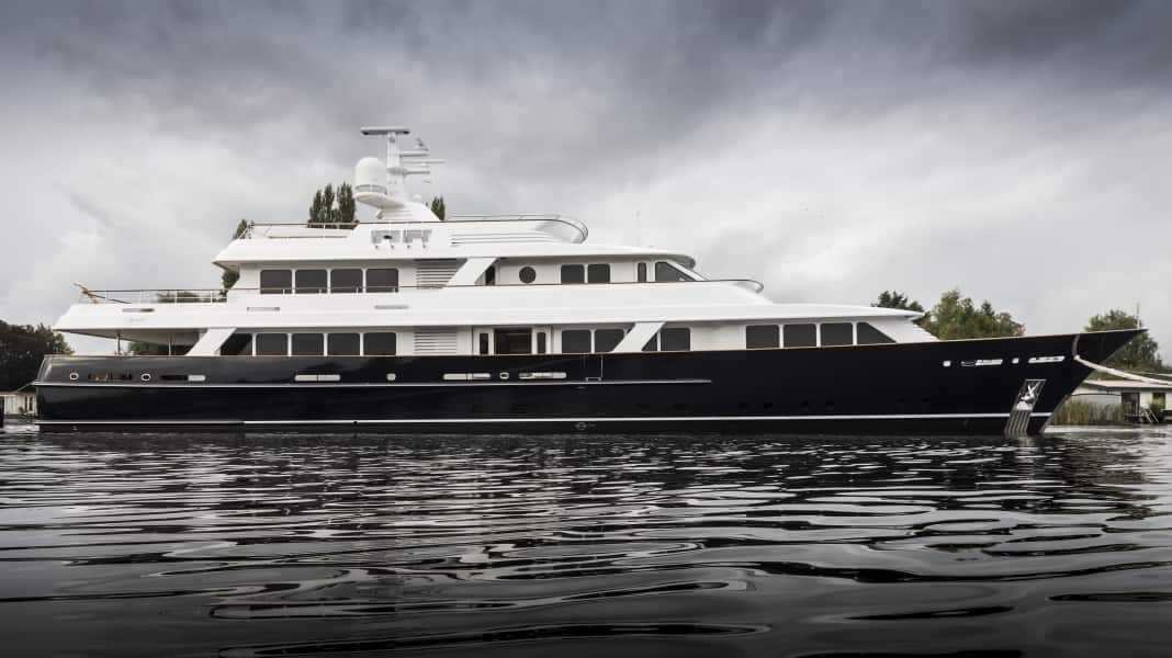 Feadship wassert 47-Meter-Neubau