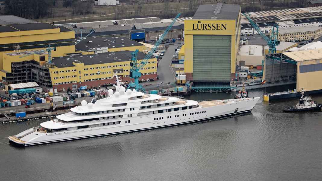 180 Meter! Weltgrößte Yacht gelauncht