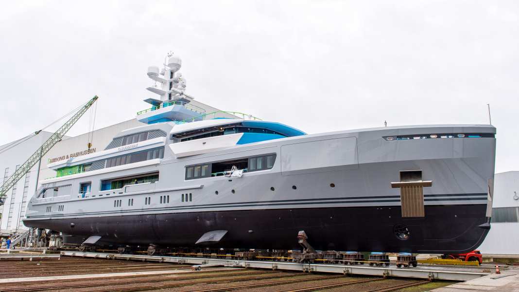 A & R wasserte „Cloudbreak"