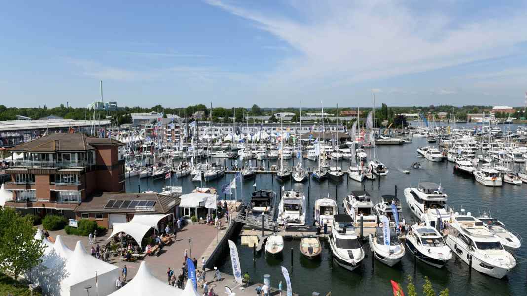 In-water trade fair on the Baltic Sea