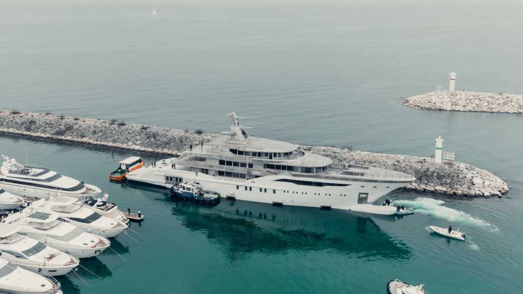 74 metre option from Turkey