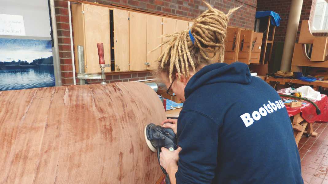 Report: Boat builder - Dream job boat builder