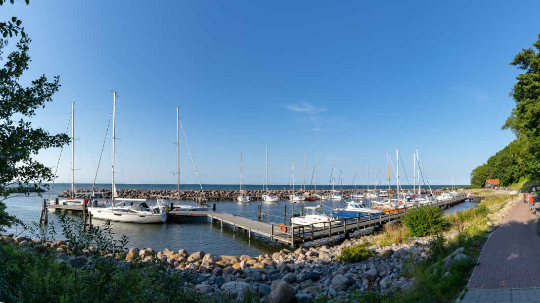 Mer Baltique : le port de Lohme sur l'île de Rügen reste fermé