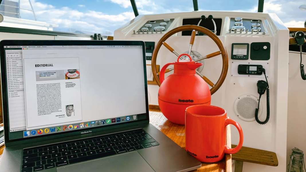 Communication: Internet on board - in harbour and on the high seas