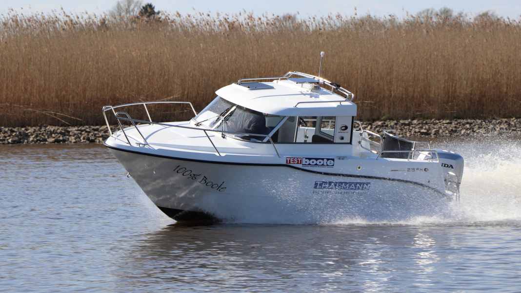 AMT 215PH - Boat for all occasions