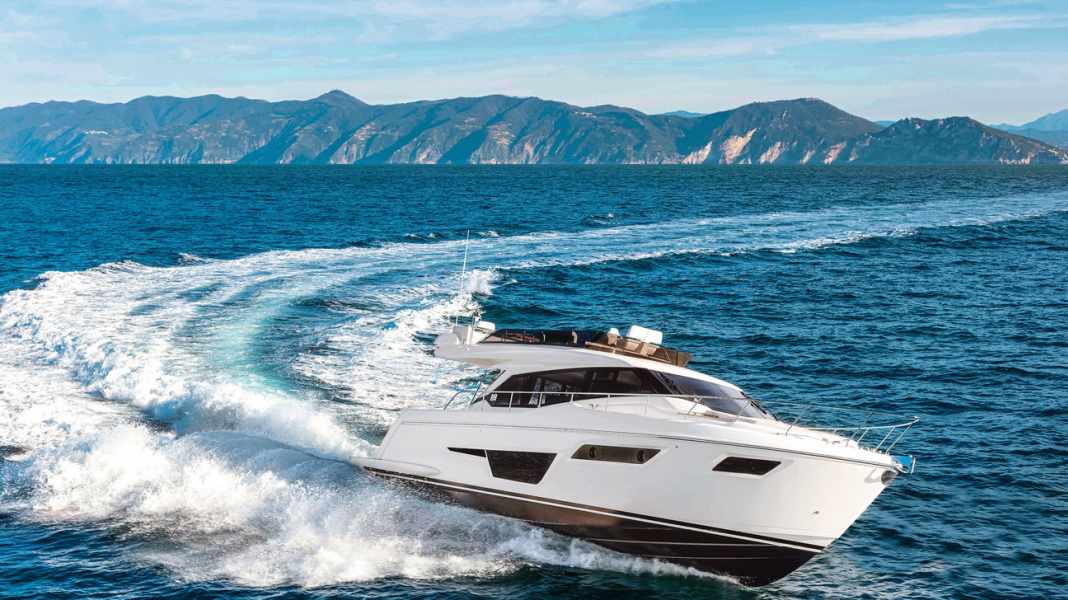 Test: Motoryacht - Ferretti 500