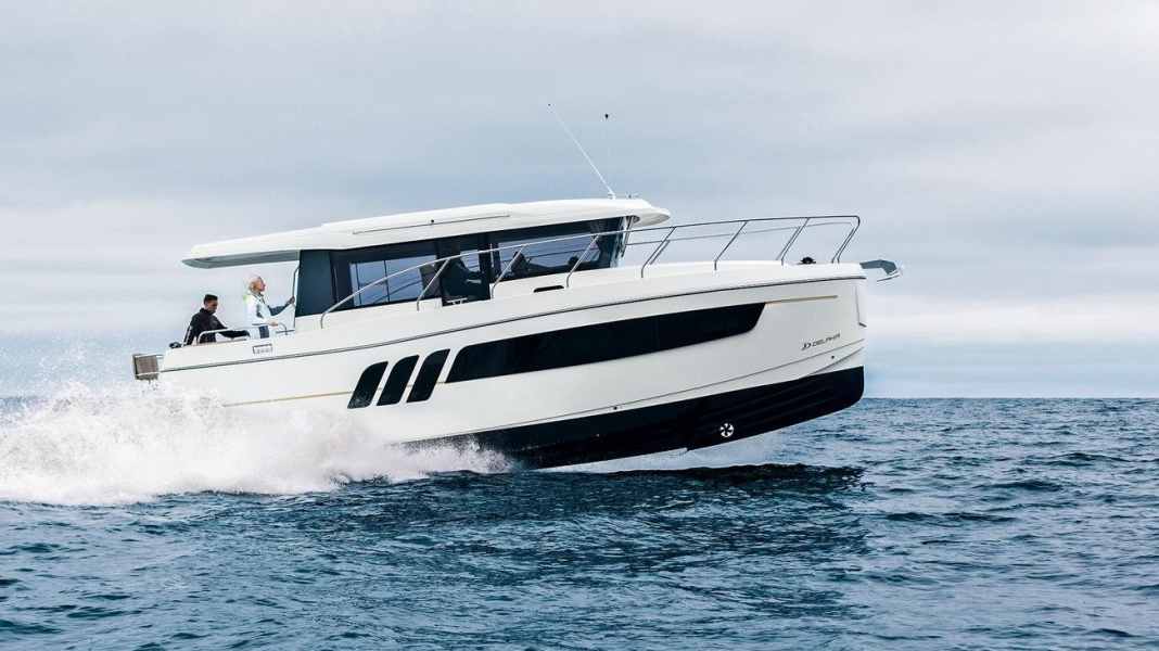 Test: Delphia Escape 1150 Voyage - Clear line