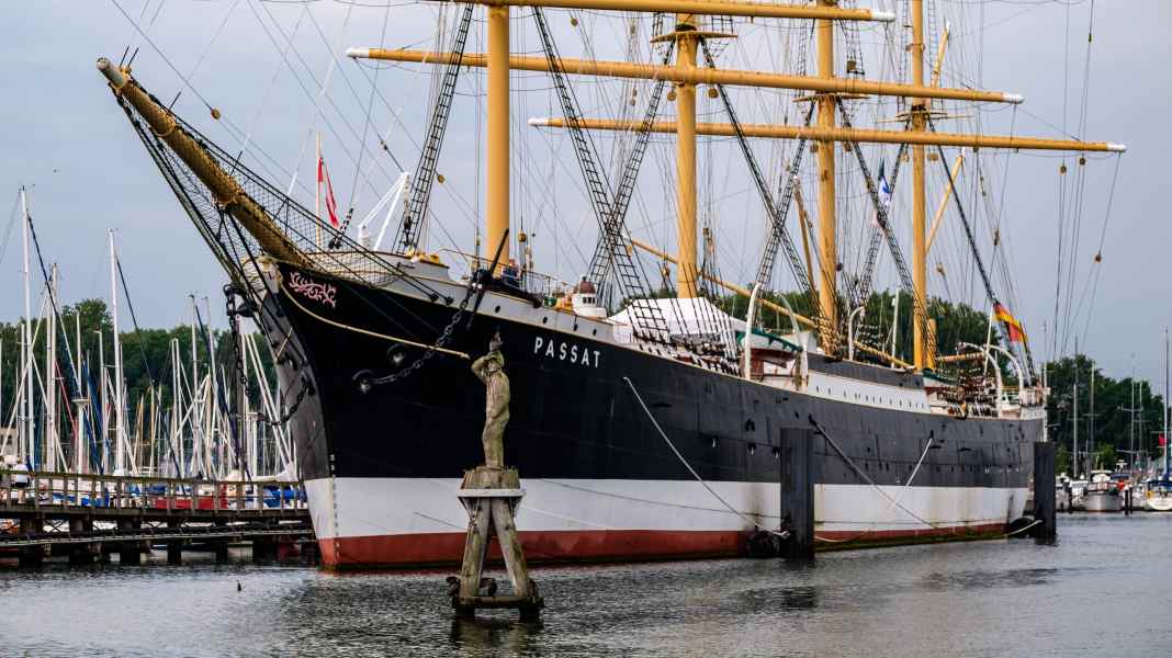 Lübeck : le quatre-mâts barque "Passat" est préparé pour la rénovation