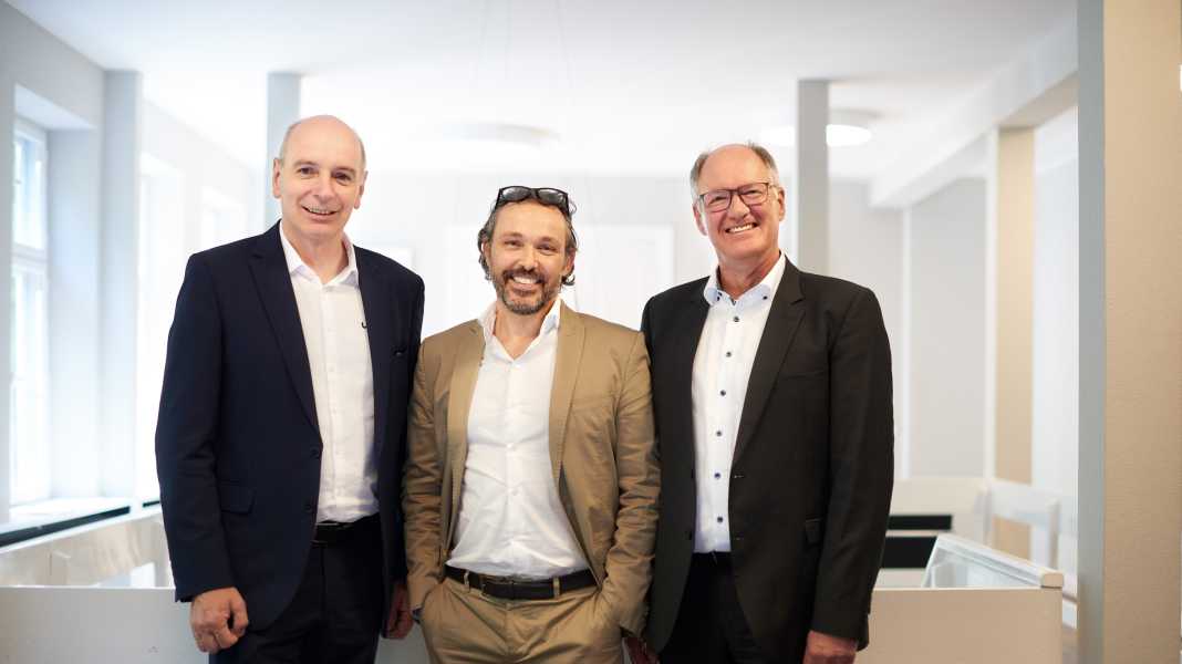 Merger: List GC and Cohrs make common cause
