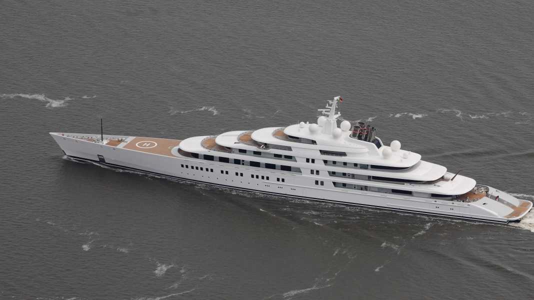 „Azzam"
