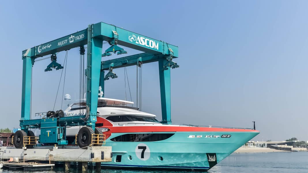 Gulf Craft launches Majesty 135 "Sehamia"