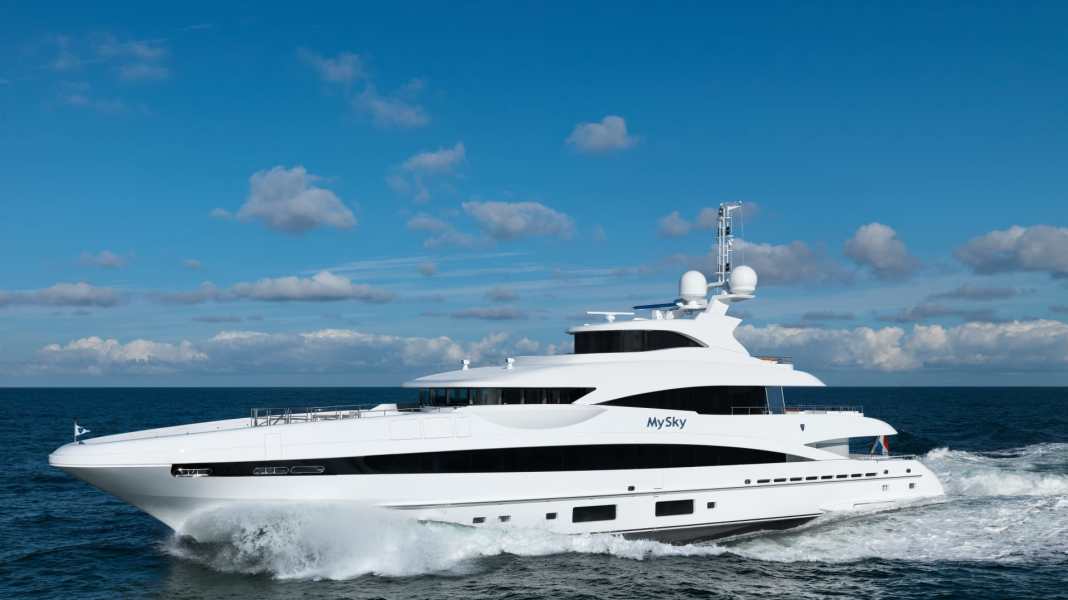 Heesen lieferte „MySky" ab