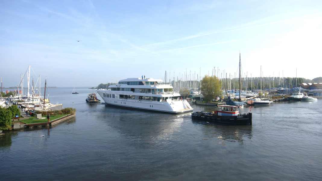 Hakvoort dockte „Just J’s“ aus.