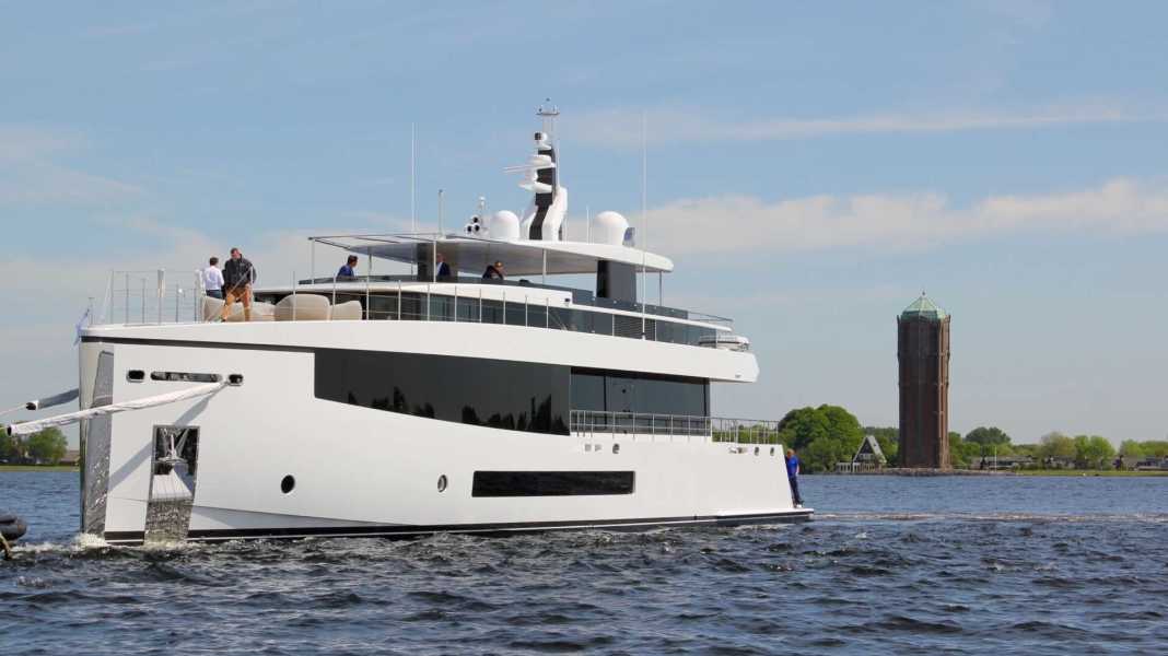 Feadship wassert 35-Meter-„CID"