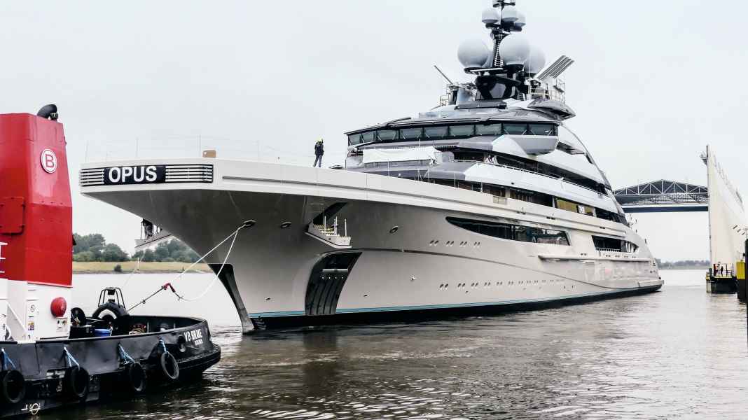Lürssen shows 142 metres