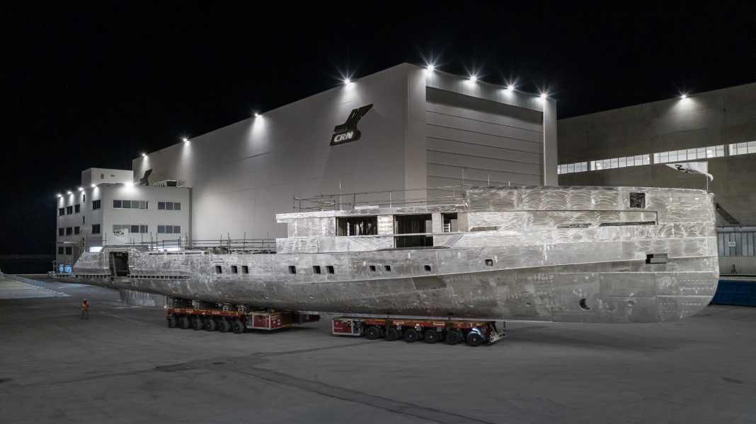 52-Meter-CRN nimmt Formen an