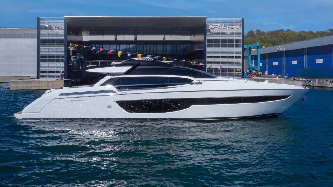 Riva 76' Perseo Super watered