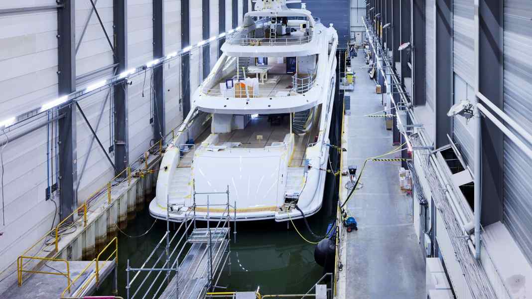 Heesen wasserte Projekt „Aura”
