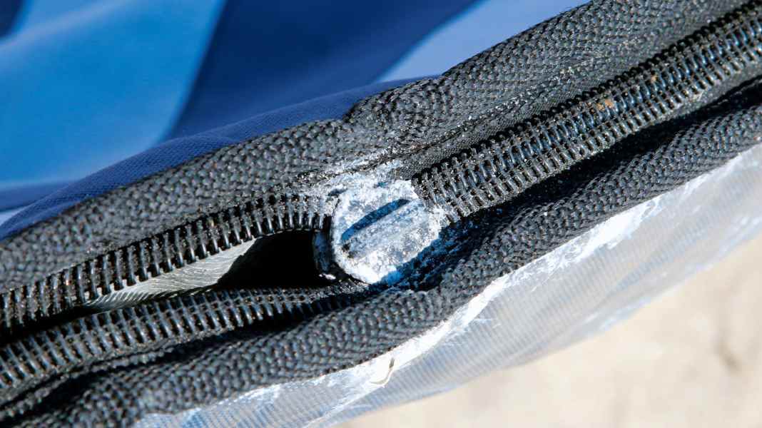 Fixn Zip: So reparierst du kaputte Reißverschlüsse am Boardbag