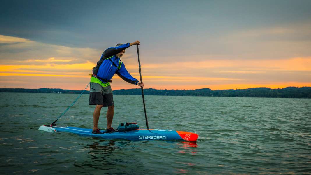 Roundabout Ammersee im Morgengrauen – macht 37 Kilometer