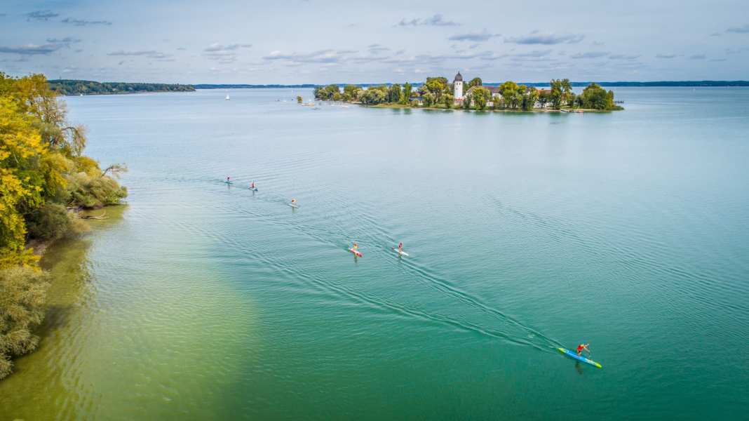 Offene Bayerische SUP-Meisterschaft Long Distance & SUP Chiemsee Insel-Marathon am Chiemseepark Bernau