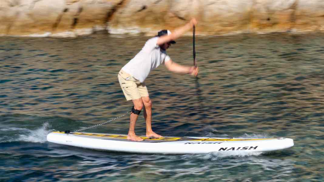 Naish S26 One 12’6’’ x 30,0’’: Anspruchsvolles Touringboard im Test