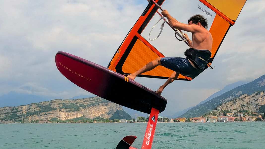 Test freeride foils 2024: features and details of boards and foils