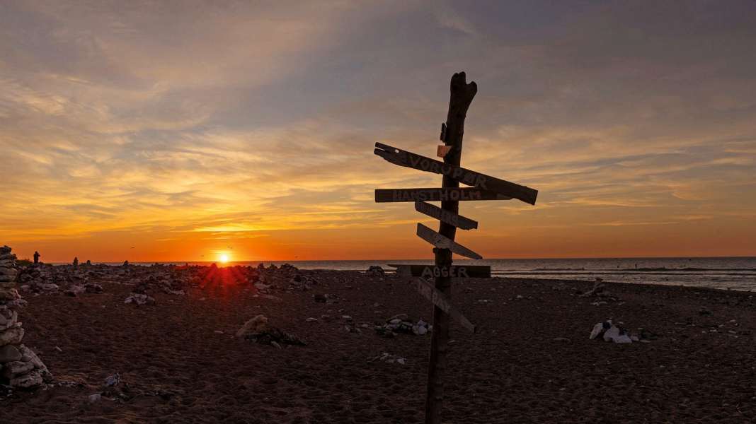 Pros and cons: an adventure trip or a favourite spot?