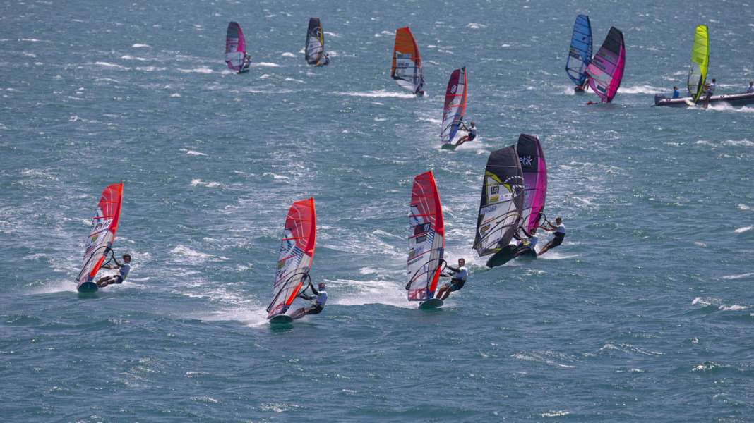 Worldcup: Der PWA-Kalender 2023 - Slalom in Pozo!