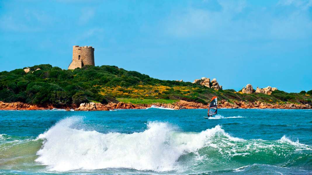 Spot Guide Sardinien Nord - die besten Windsurfspots im Überblick