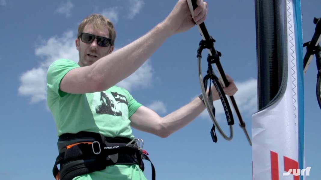 Windsurfing technique: Trapeze surfing, part 1