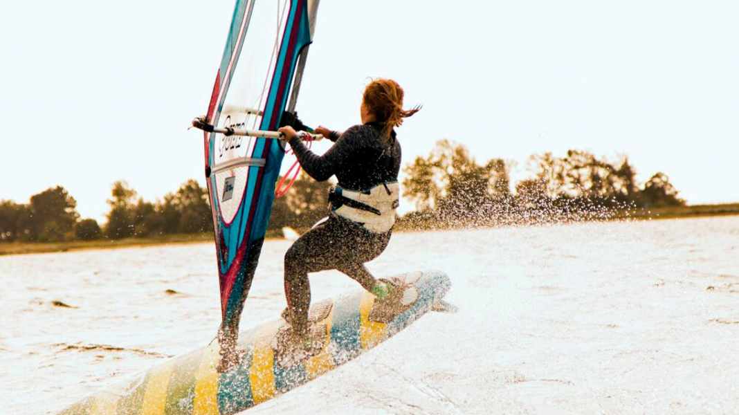 Lemkenhafen auf Fehmarn: Windsurf-Aufsteigerspot des Monats