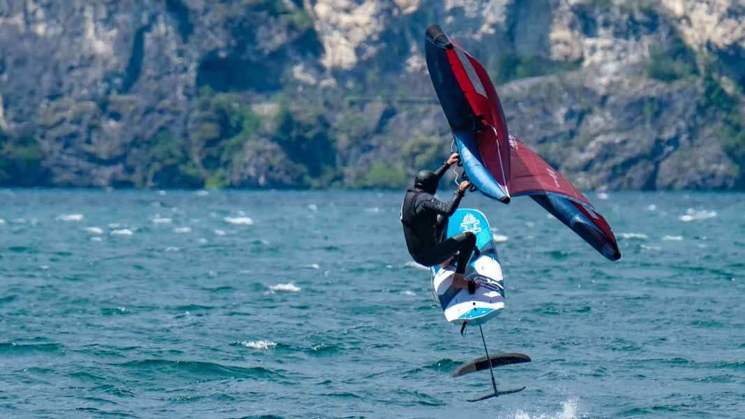 Windfoil, Wing, SUP: Crossoverboard Starboard Foil X Wing in test