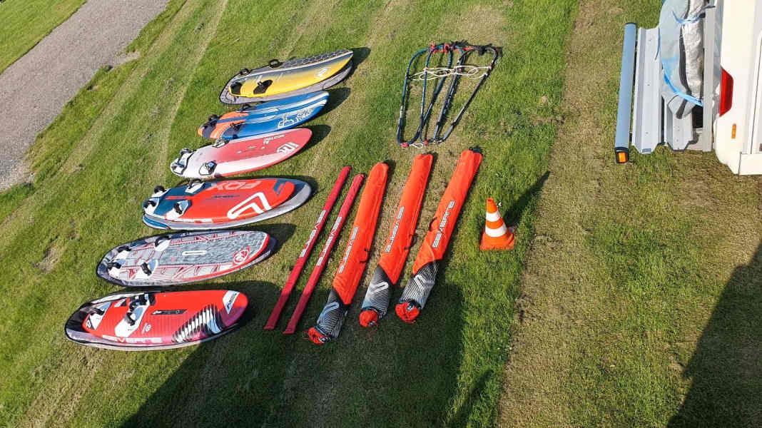 Gebrauchtes Surf-Material: Surf-Flohmarkt in Orth auf Fehmarn