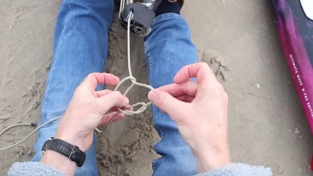 Lifehack: The magic loop - how to build a trimming aid for rigging sails