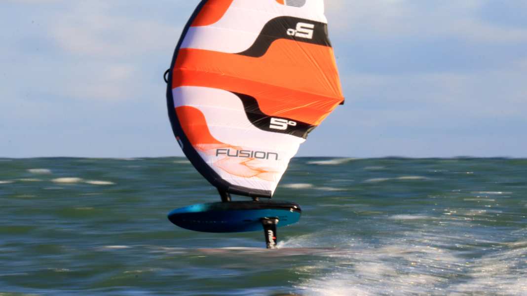 Tips & tricks: Wingfoiling with speed - tips on riding technique & tuning